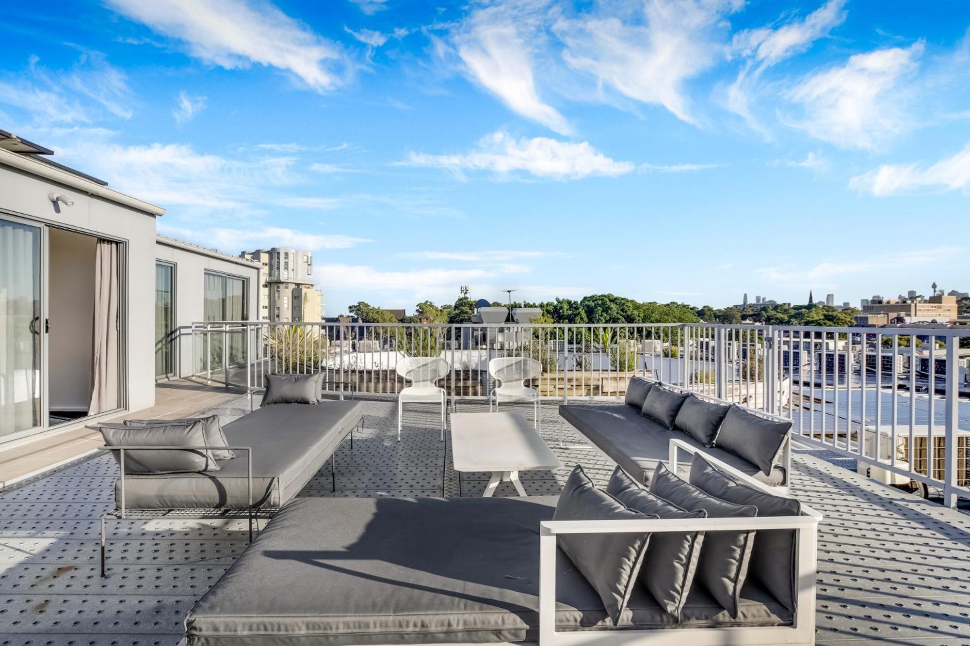 The Urban Newtown Hotel Sydney Exterior foto